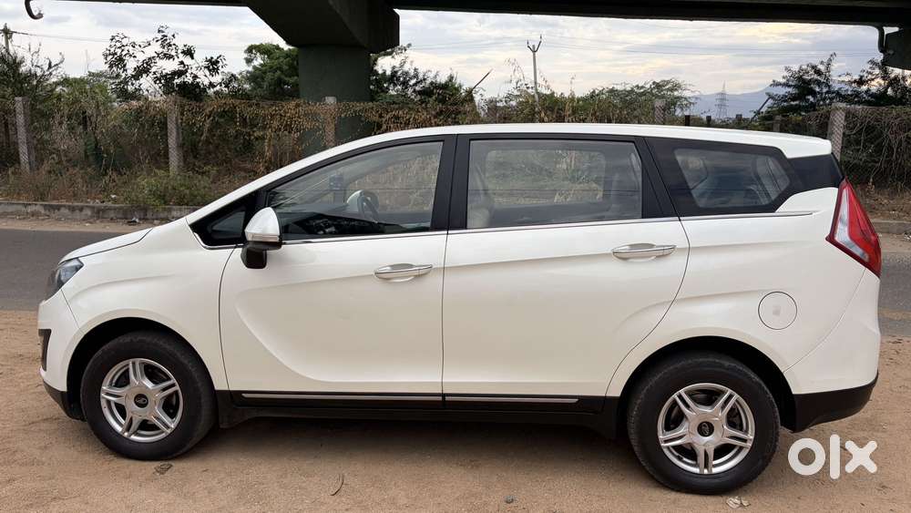 Mahindra Marazzo M6 8str, 2019, Diesel