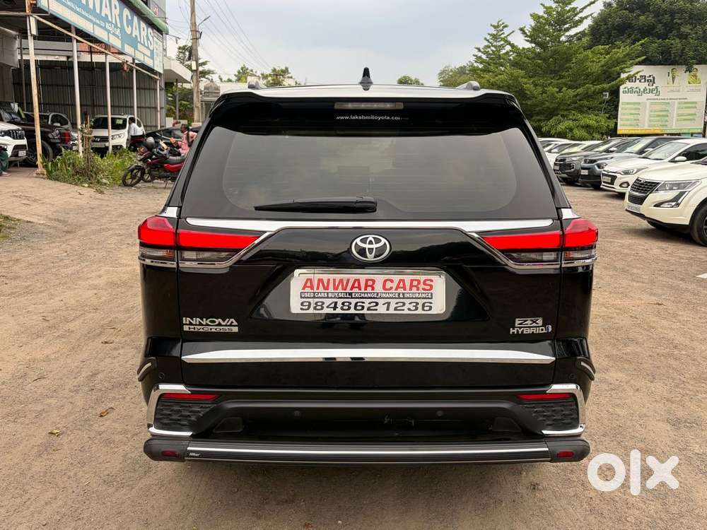 Toyota Innova Hycross 2.0 Zx (o) Hybrid 7 Str, 2023, Electric