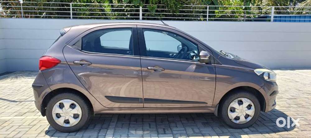 Tata Tiago 1.2 Revotron Xz, 2017, Petrol