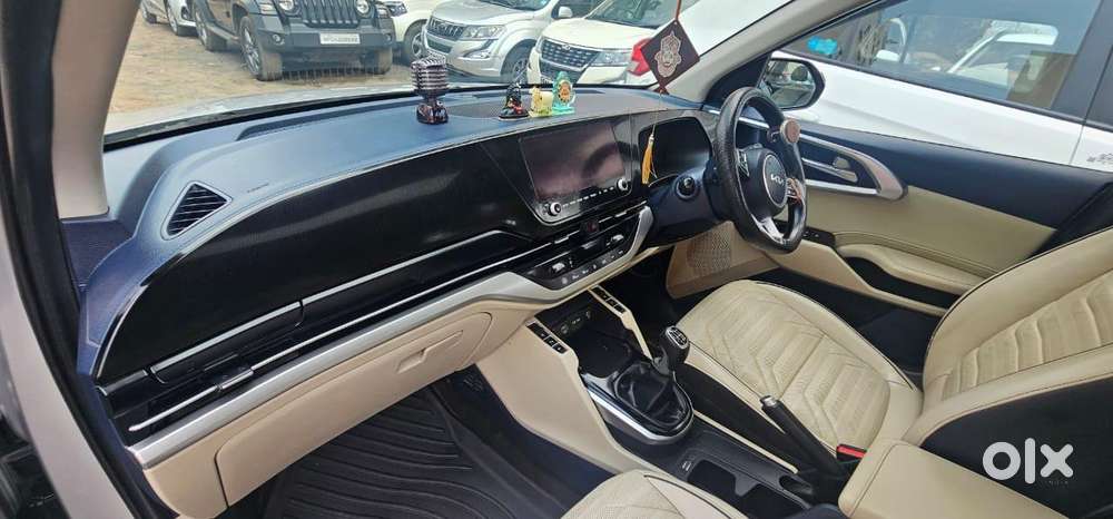 Kia Carens 1.5 Luxury Plus Turbo Dct 7 Str, 2022, Diesel