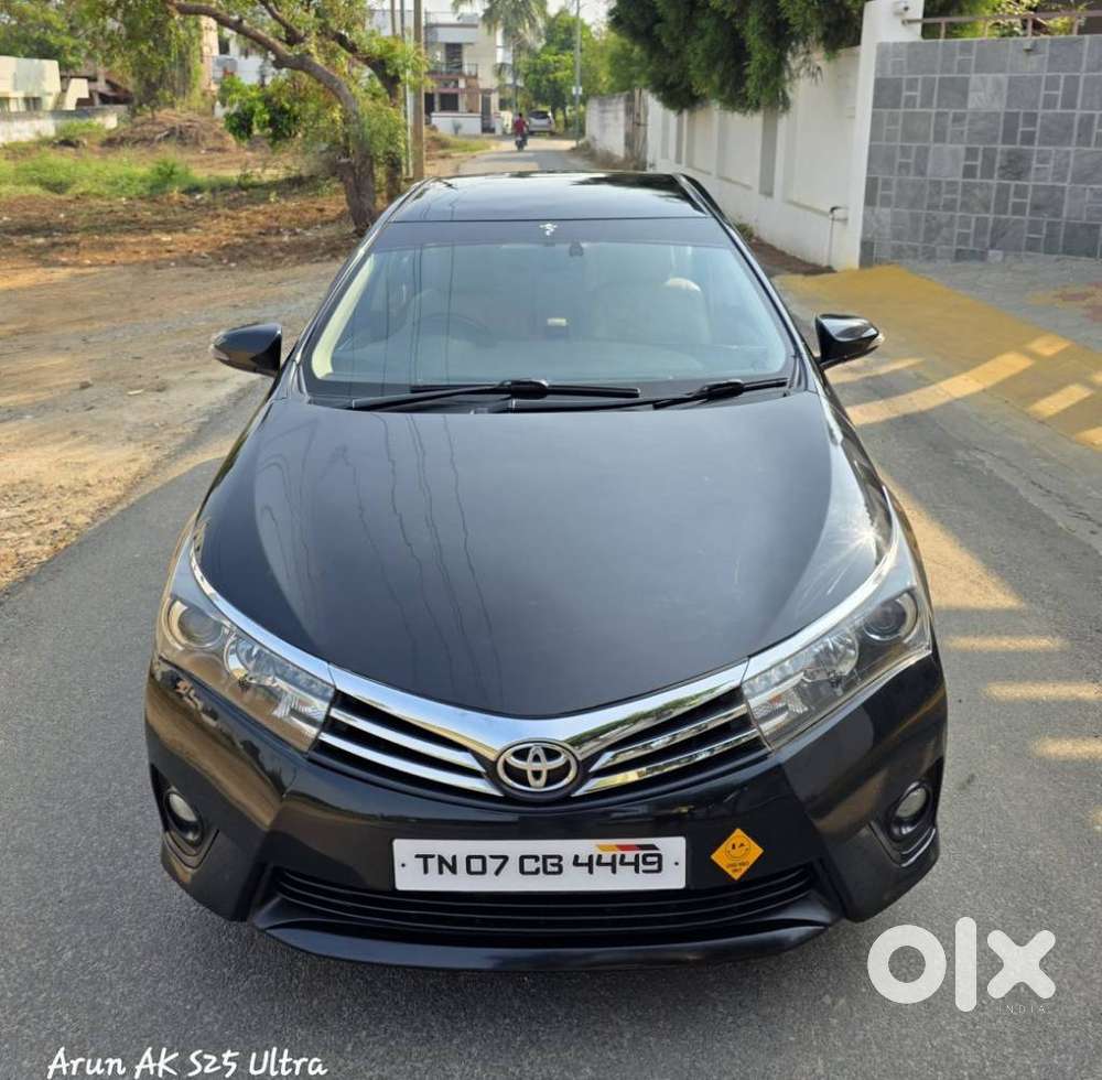 Toyota Corolla Altis 2010-2013 Gl, 2015, Petrol