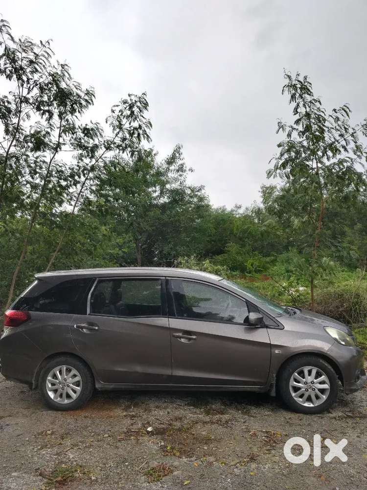 Honda Mobilio 2015 Diesel Well Maintained