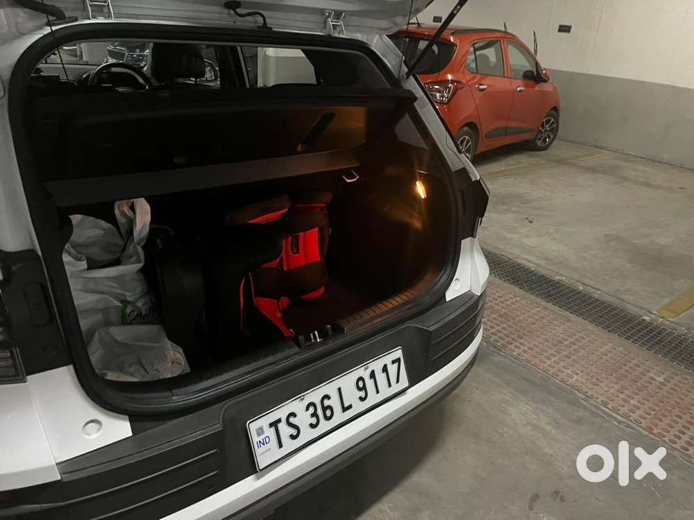 Hyundai Venue 2022 Diesel Well Maintained