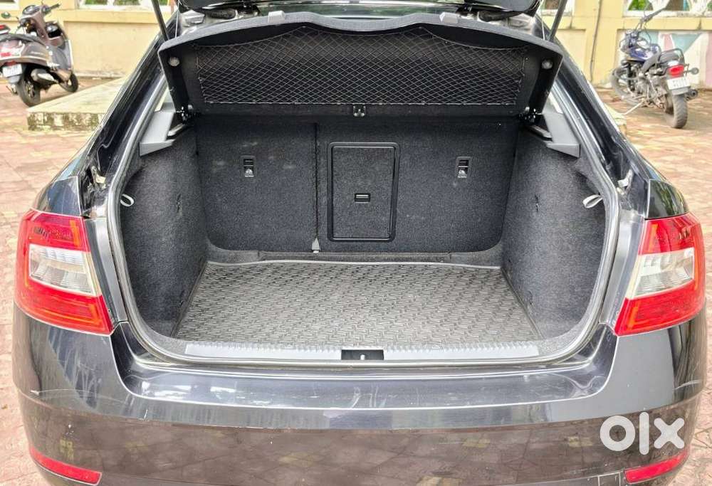 Skoda Octavia 1.8 Tsi Style At, 2017, Petrol