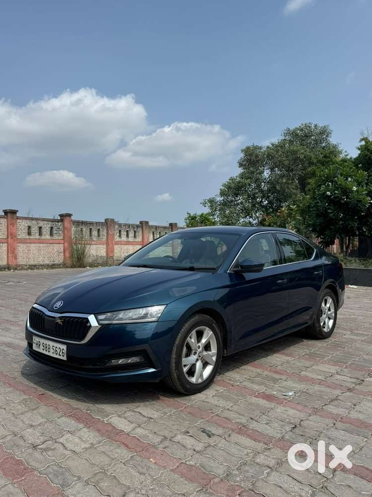 Skoda Octavia 2.0 Style Tsi At, 2021, Petrol