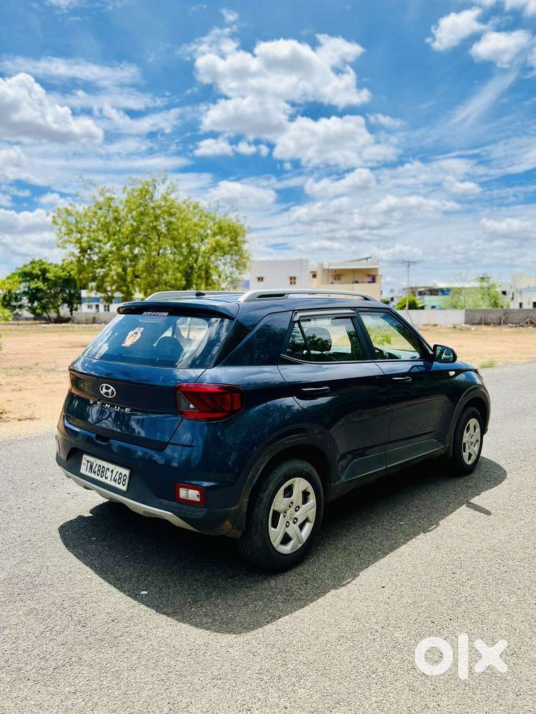 Hyundai Venue 1.0 S Turbo Imt, 2021, Petrol