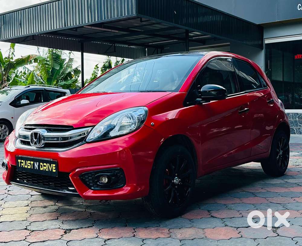 Honda Brio 2011-2013 V Mt, 2013, Petrol