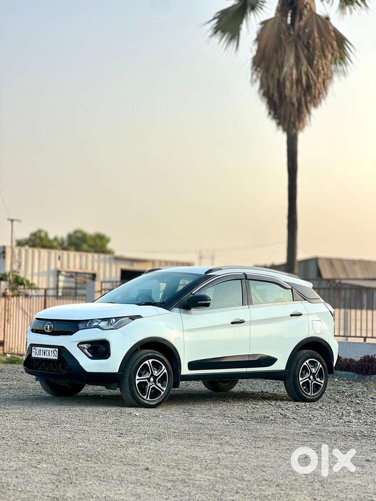 Tata Nexon 1.2 Revotron Xm (s), 2021, Diesel
