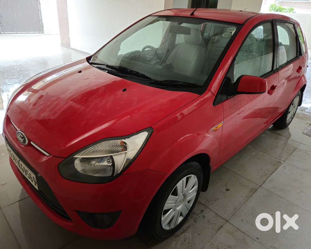 Ford Figo 2011 Cng & Hybrids Well Maintained