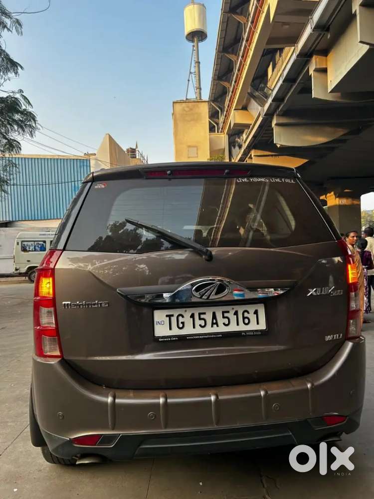 Mahindra Xuv500 2017 Diesel 99000 Km Driven
