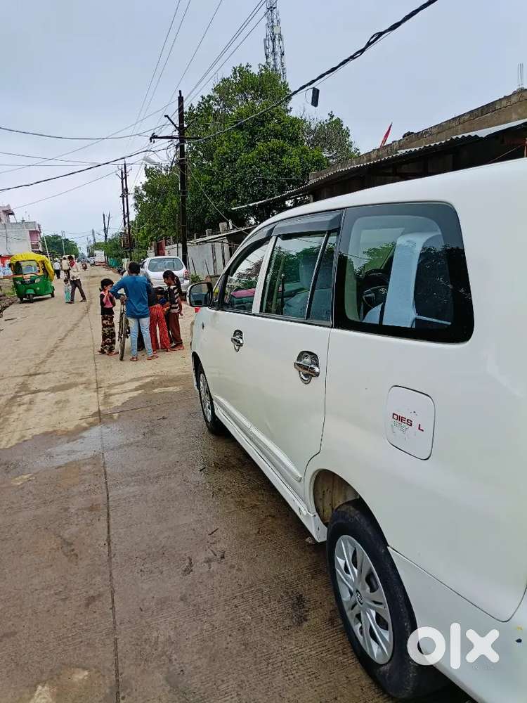Toyota Innova 2016