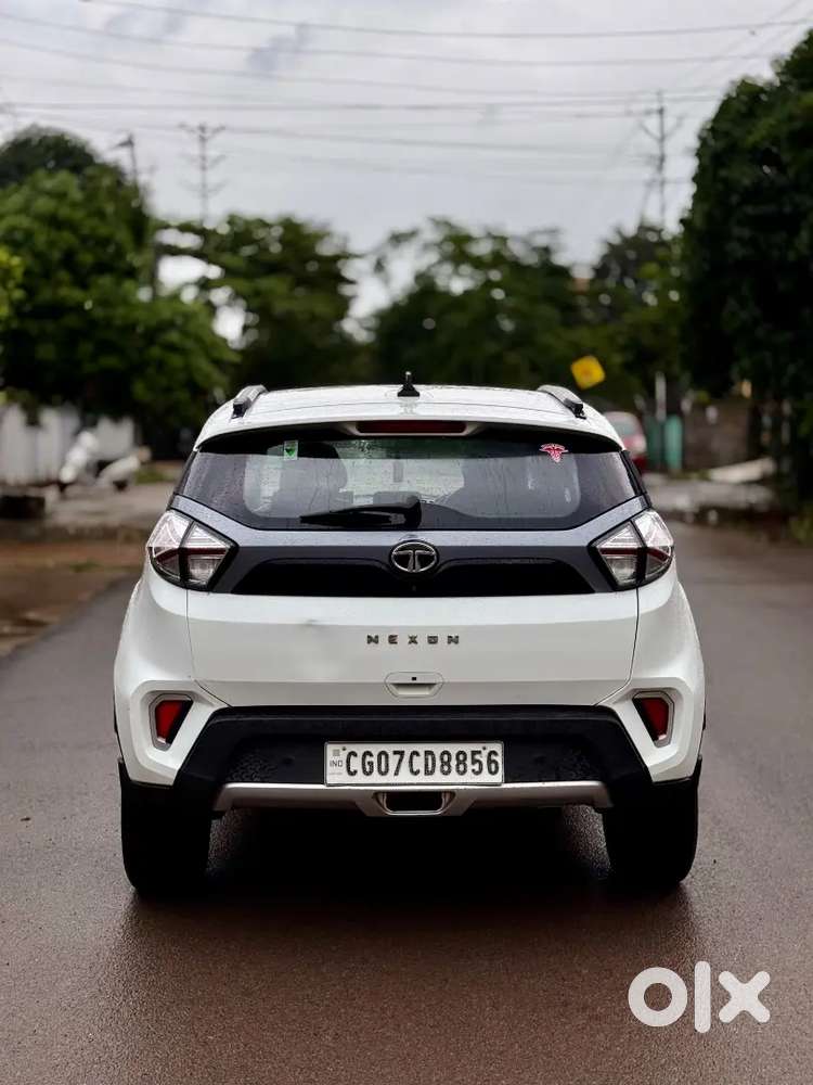 Tata Nexon Diesel - Top End Variant With Roof  Top