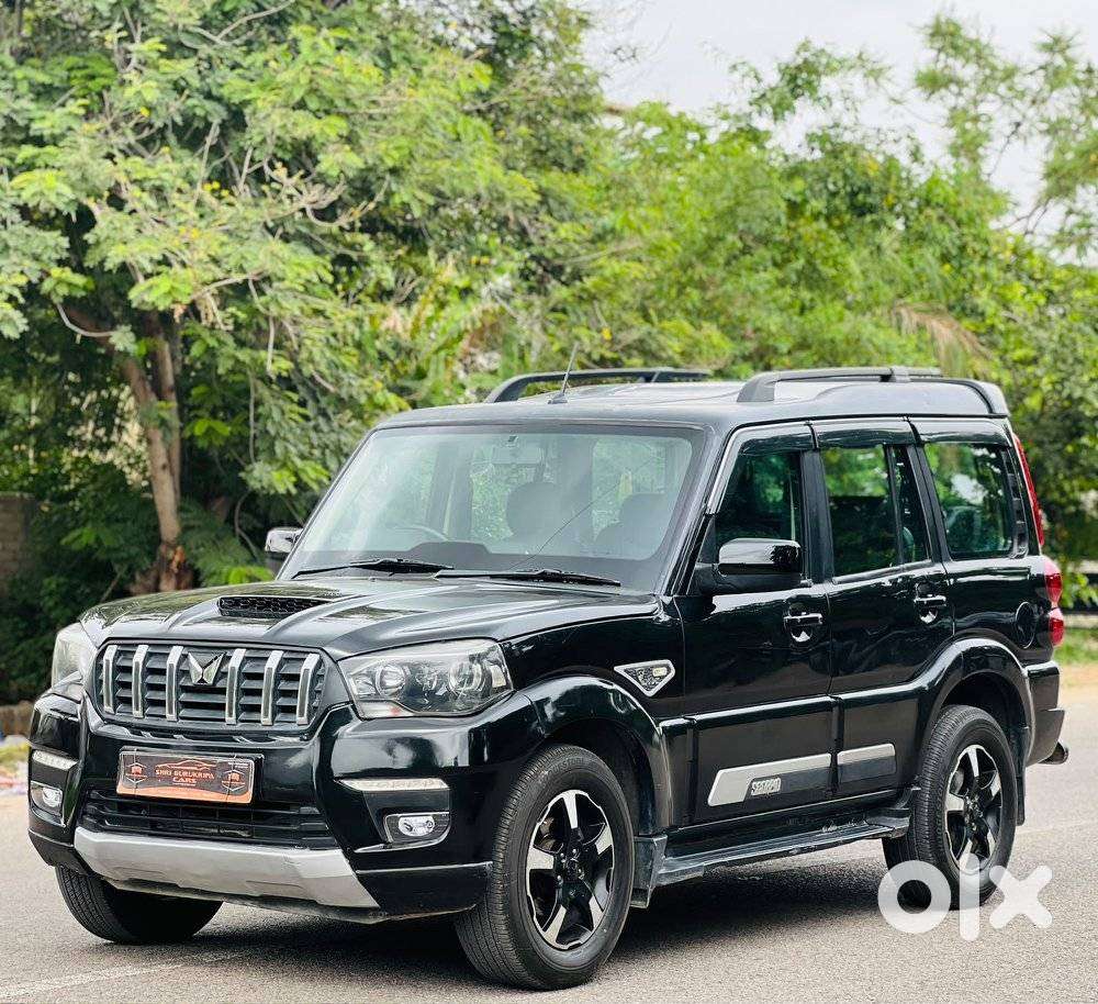 Mahindra Scorpio Classic 2.2 S 11 Mt 7 Str, 2023, Diesel