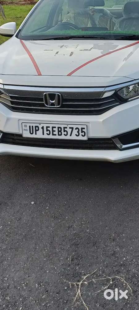 Honda Amaze 2023 पेट्रोल 1st