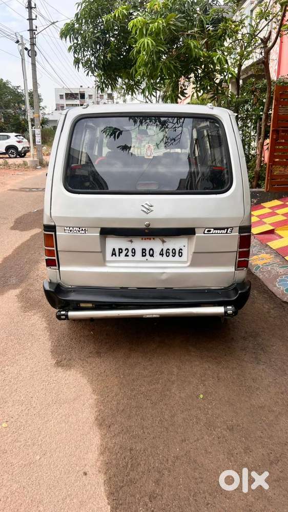 Maruti Suzuki Omni 8 Seater Bsii, 2012, Petrol