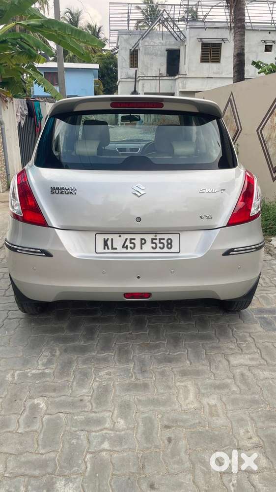 Maruti Suzuki Swift Vxi + Manual, 2016, Petrol
