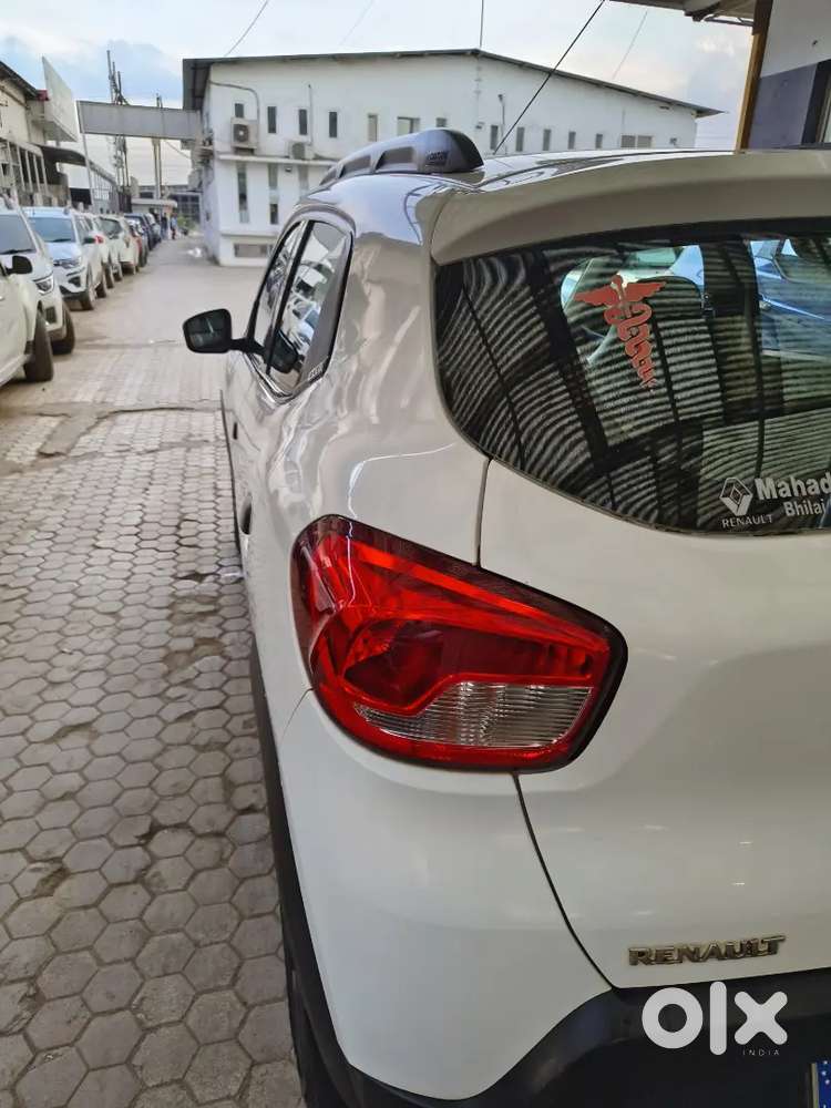 Renault Kwid 2017 Car With Showroom Service Record