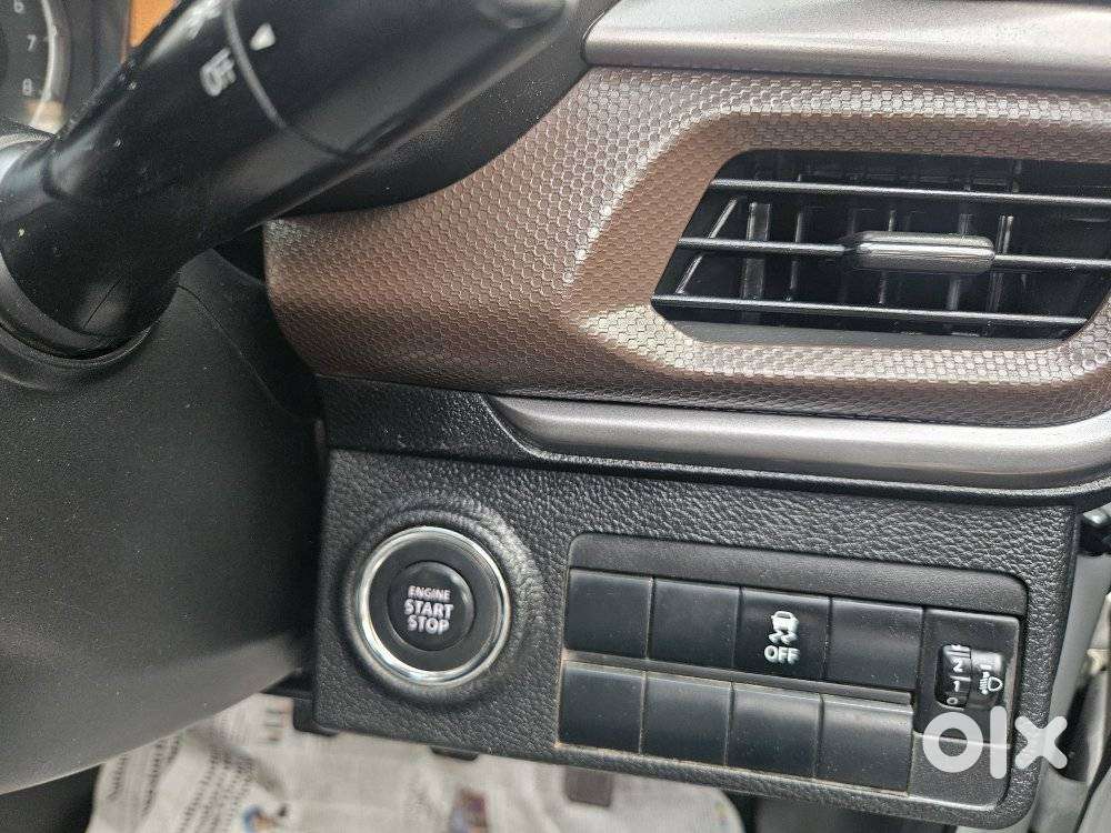 Maruti Suzuki Brezza 1.5 Zxi Smart Hybrid, 2023, Petrol