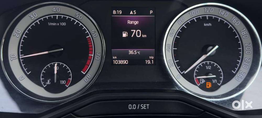 Skoda Superb L&k 2.0 Tdi At, 2018, Diesel