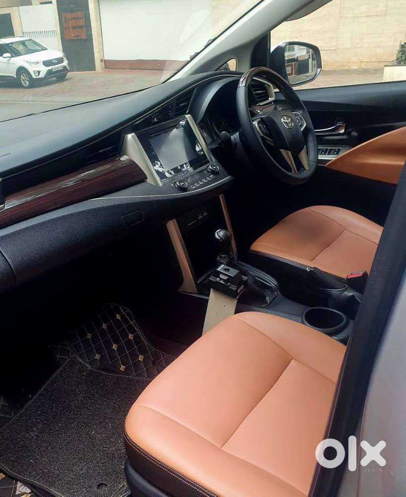 Toyota Innova Crysta 2.4 Vx Mt 8s, 2016, Diesel