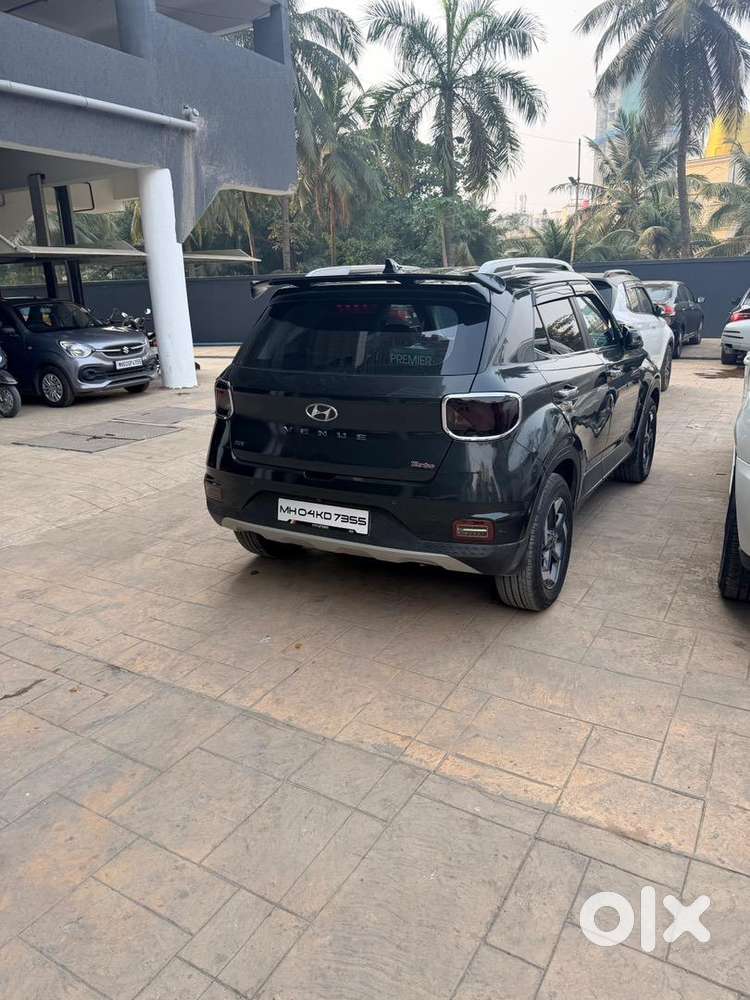 Hyundai Venue 2020 Petrol Good Condition
