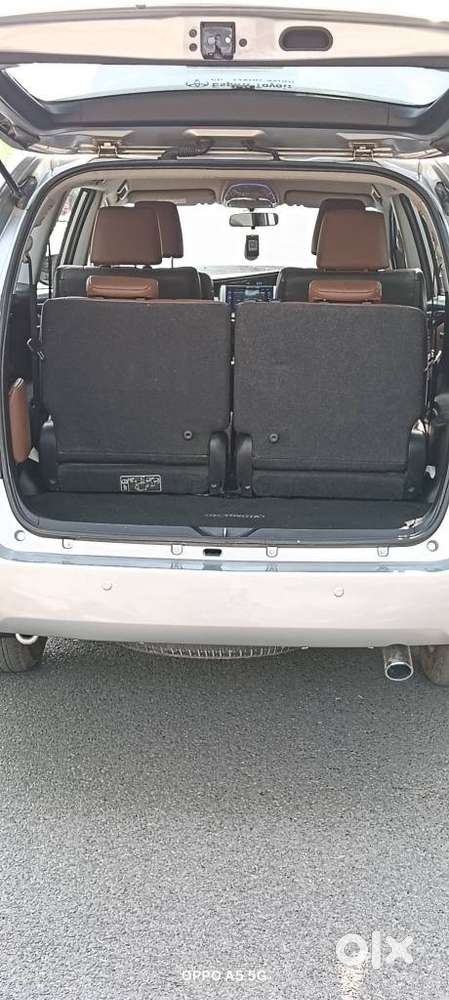 Toyota Innova Crysta 2.8 Zx At 7 Seater, 2018, Diesel