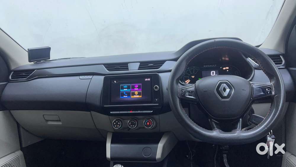 Renault Triber Rxt, 2021, Petrol