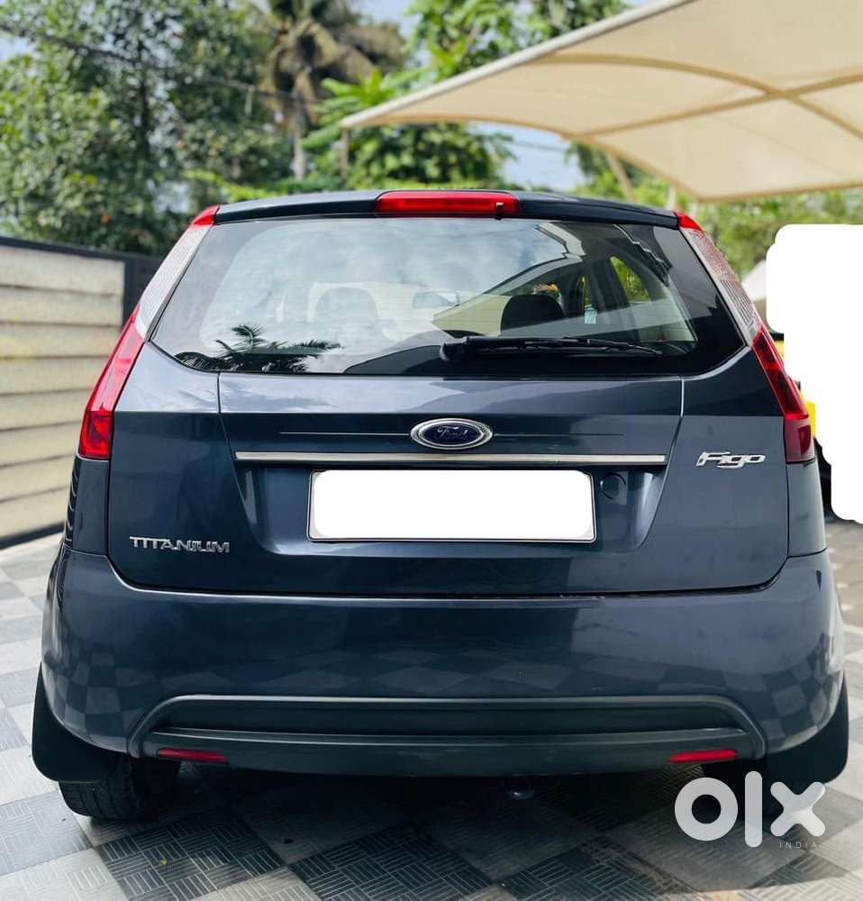Ford Figo 2011 Manual Petrol 1.2 Titanium Plus 50000 Km Showroom Con