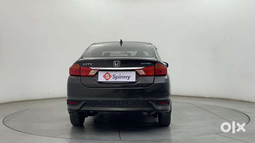 Honda City I-vtec V, 2022, Petrol