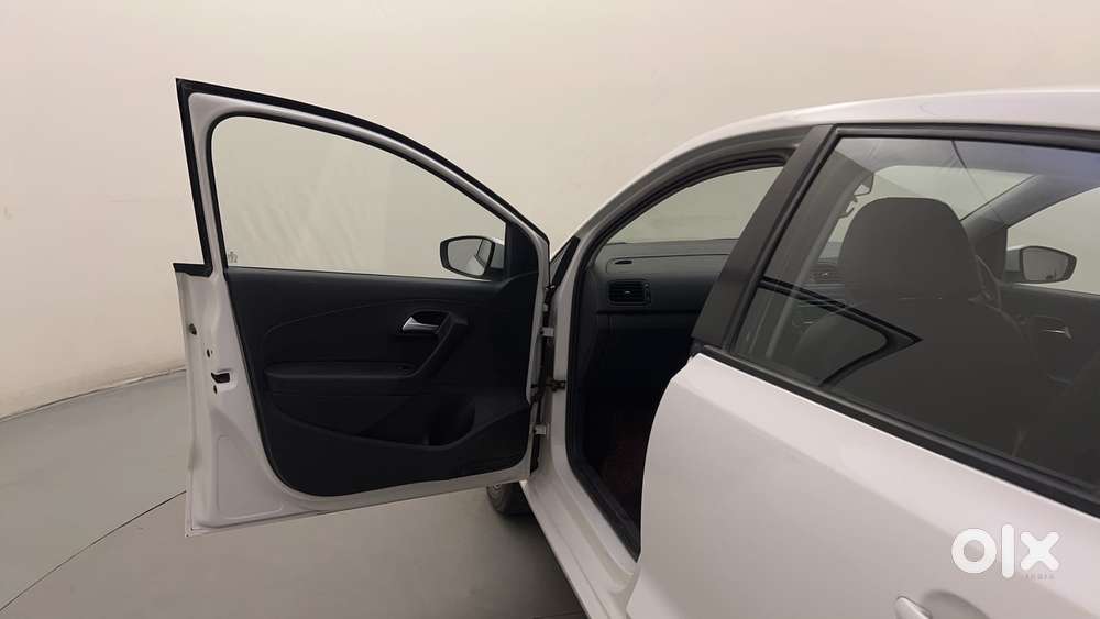 Volkswagen Polo 2009-2013 Petrol Comfortline 1.2l, 2016, Petrol