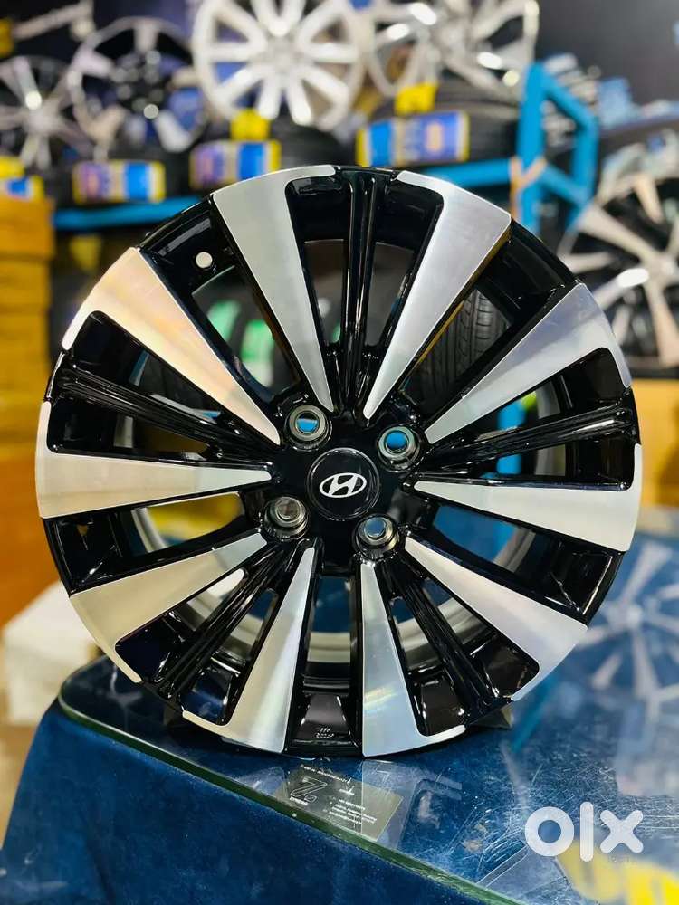 New 16 inch Hyundai Verna Fluidic i20 Diamond Cut OEM Alloy wheels