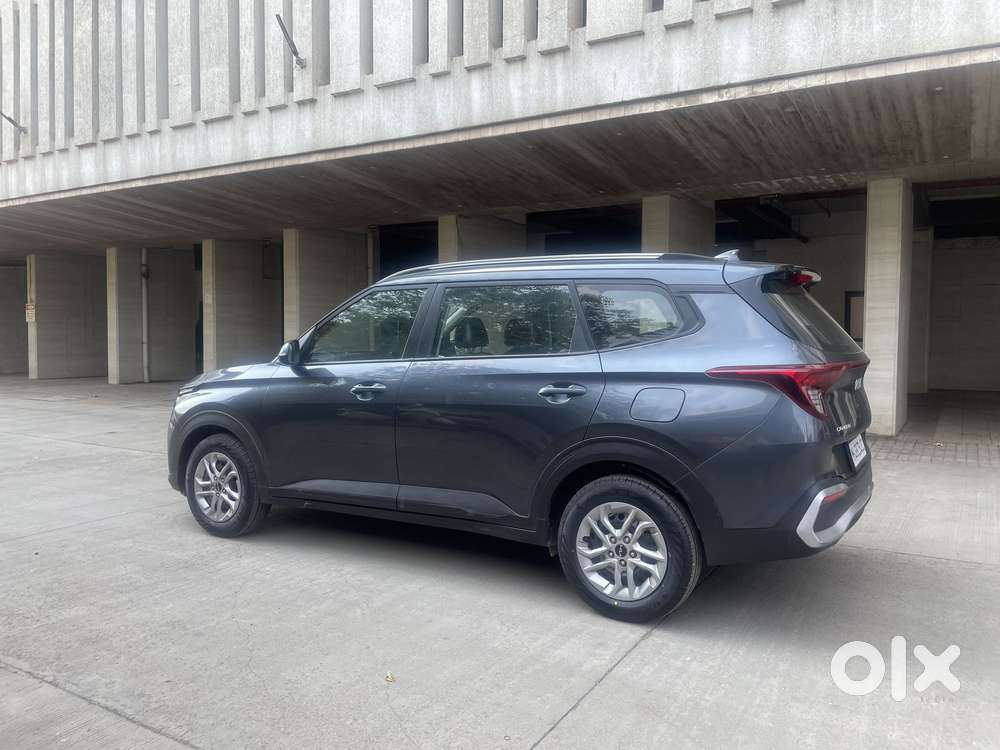 Kia Carens 1.4 Prestige Turbo 7 Str, 2022, Petrol