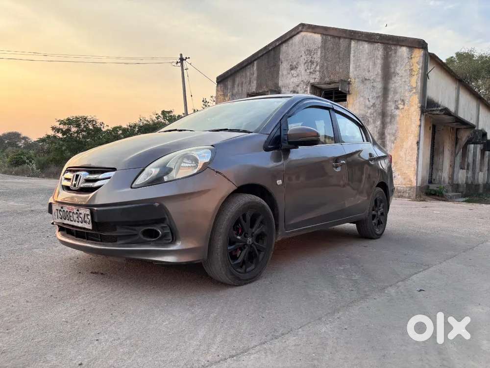 Honda Amaze 2014 Diesel Well Maintained