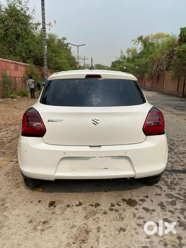 Maruti Suzuki Swift 2022 Petrol 18000 Km Driven