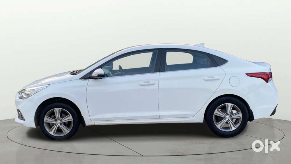 Hyundai Verna 1.6 Vtvt Sx, 2018, Petrol