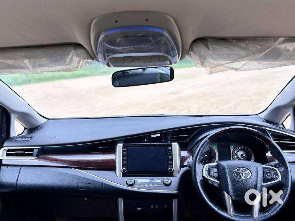 Toyota Innova Crysta Zx 2.4 Diesel 7 Seater, 2025, Diesel