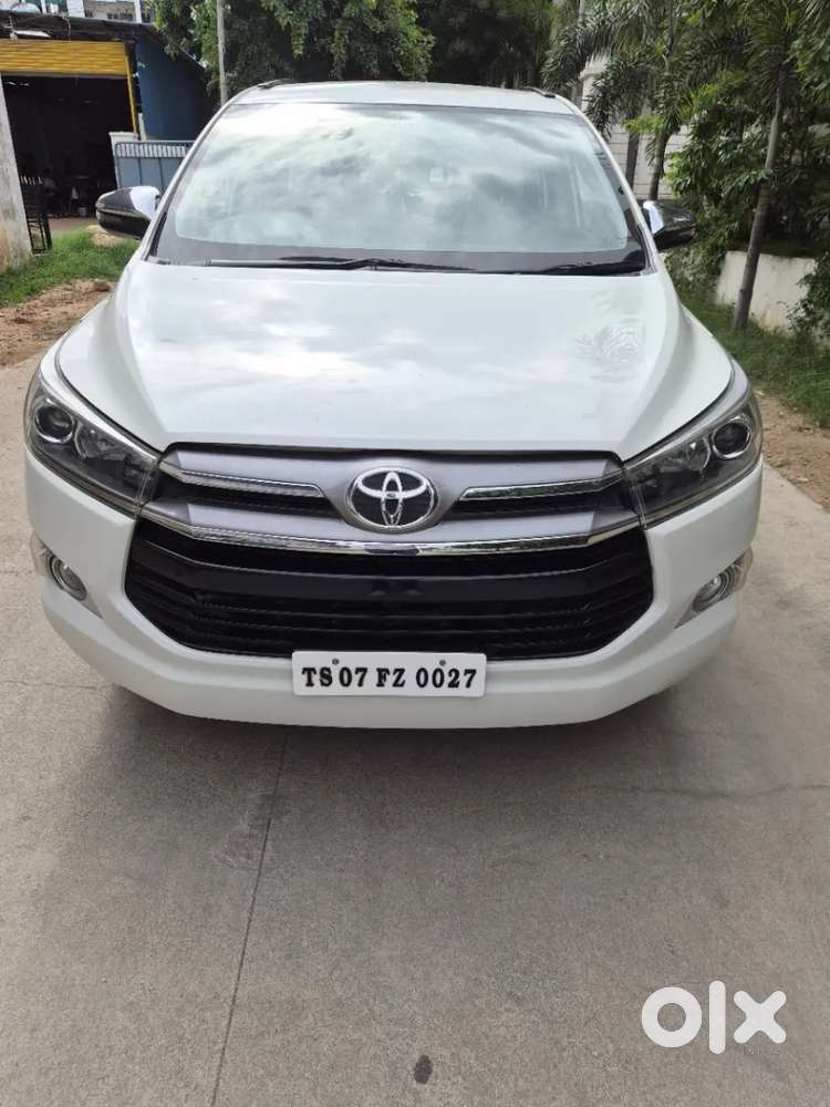 Toyota Innova Crysta 2.8 Zx At 7 Seater, 2018, Diesel