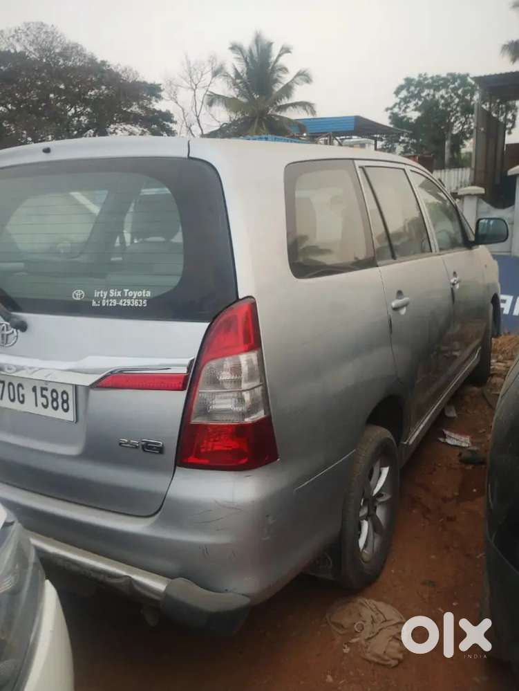 Innova G4 For Urgent Sale