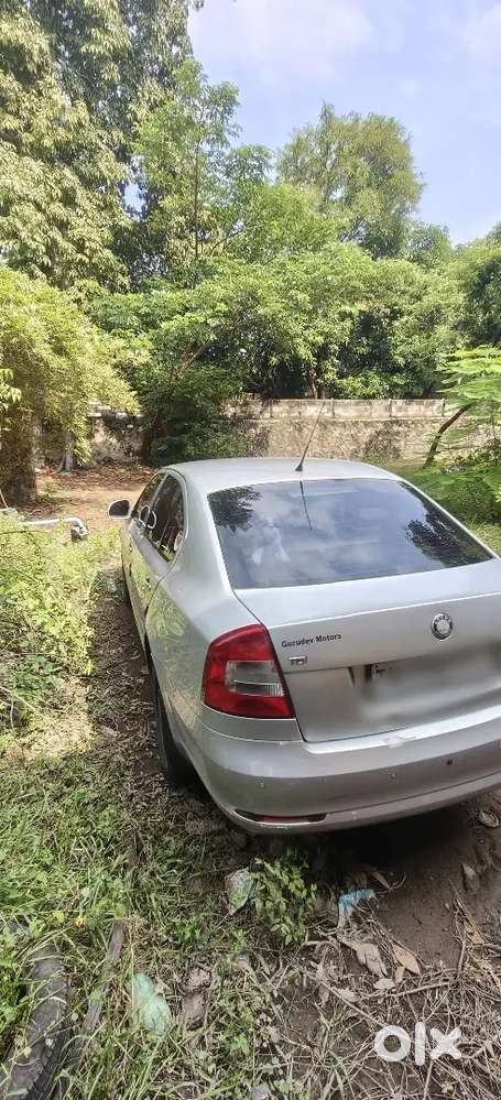 Skoda Laura Elegance 2010 Diesel
