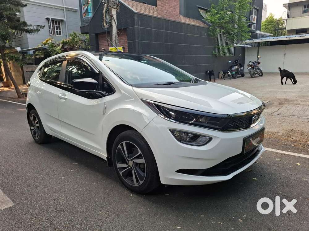 Tata Altroz 1.2 XZ Plus RTN DCT, 2023, Petrol