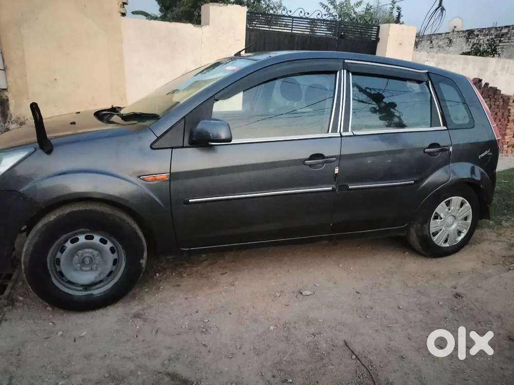 Ford Figo 2012 Diesel 103053 Km Driven