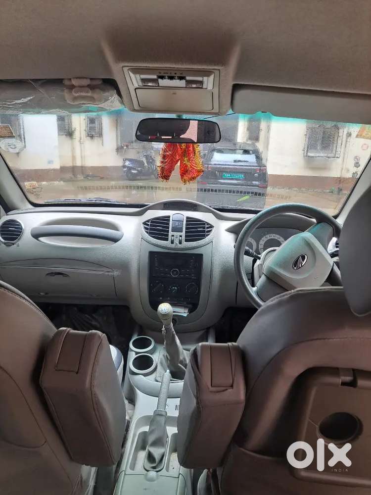 Mahindra Quanto 1.5 C6 2013