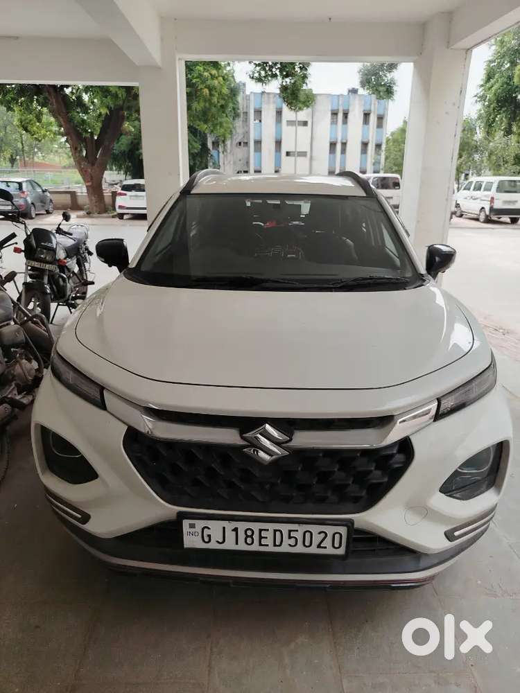 Maruti Suzuki Fronx 2025 Petrol 5451 Km Driven