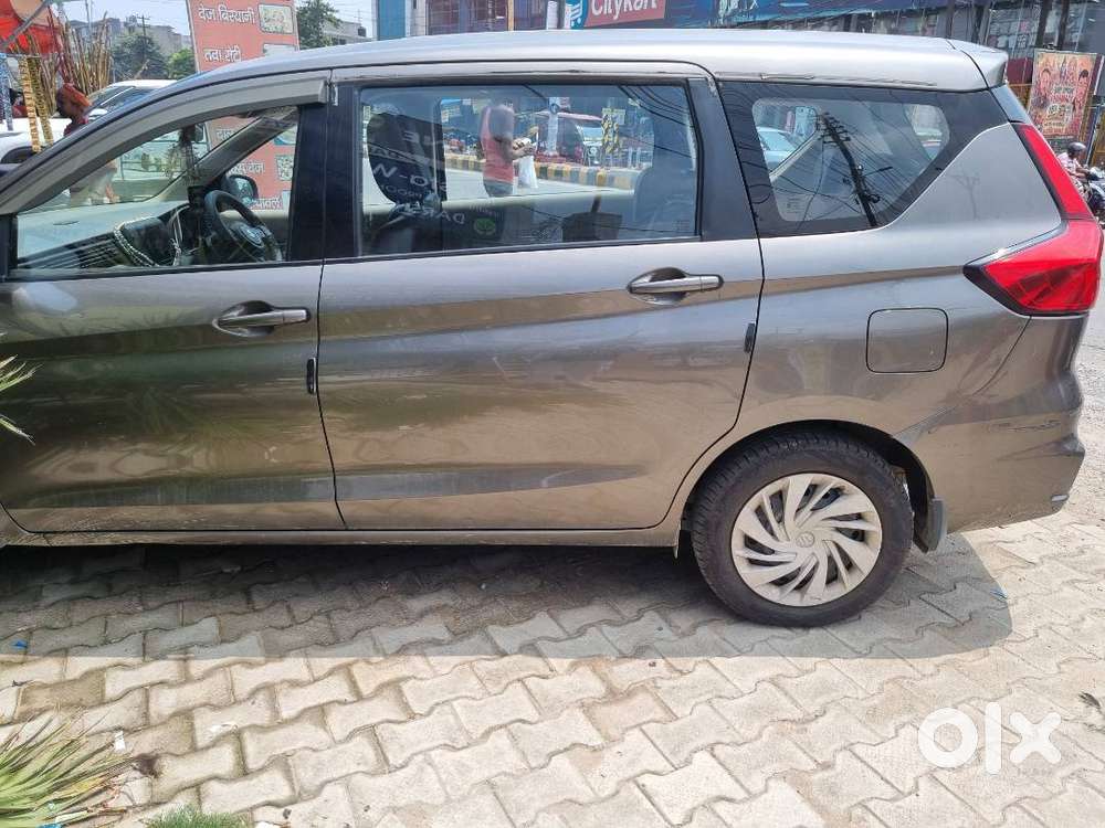 Ertiga  Vxi Magna Grey 2019 January