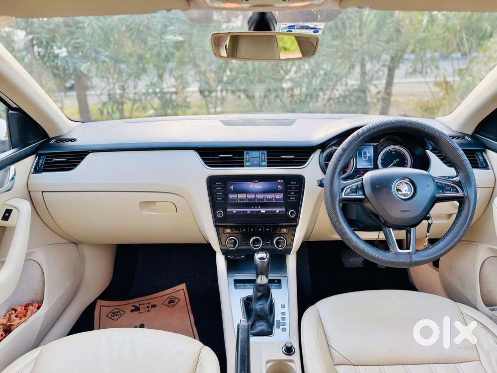 Skoda Octavia 2.0 Tdi Style Plus At, 2017, Diesel