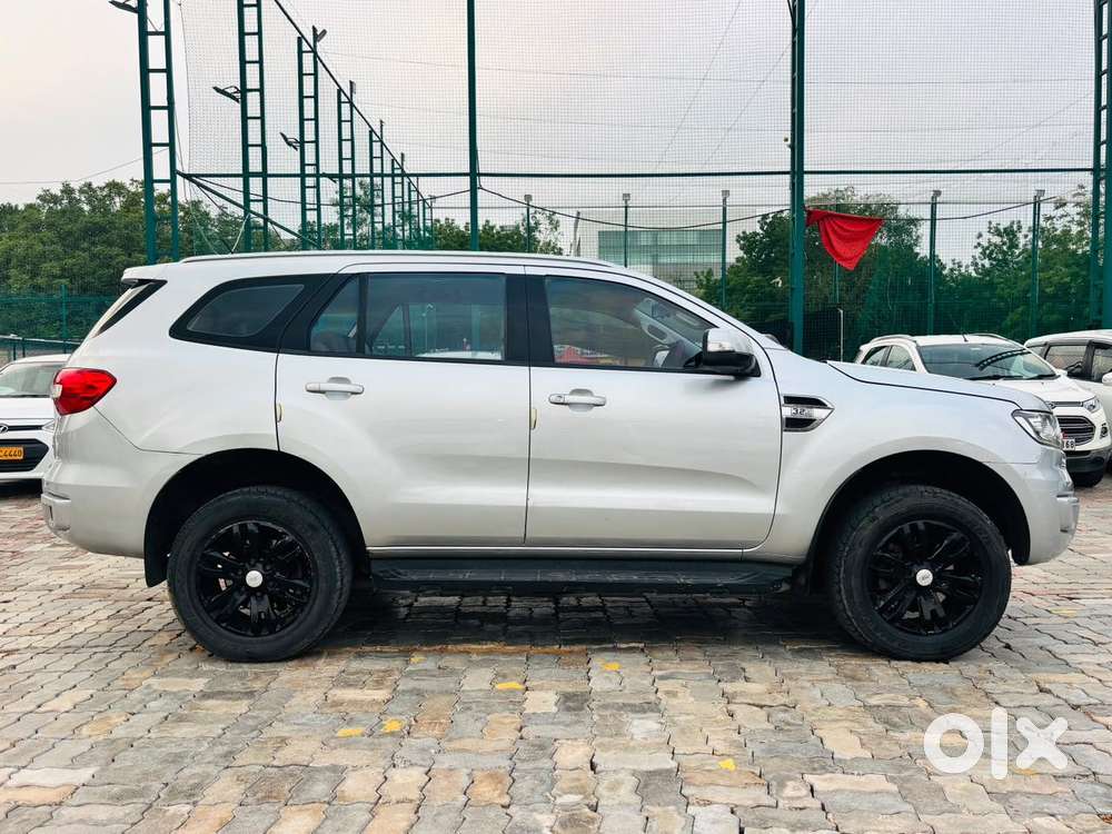 Ford Endeavour 3.2 Titanium At 4x4, 2016, Diesel