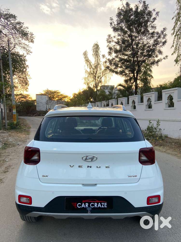 Hyundai Venue 1.0 Sx Plus Turbo Dct Dual Tone, 2020, Petrol