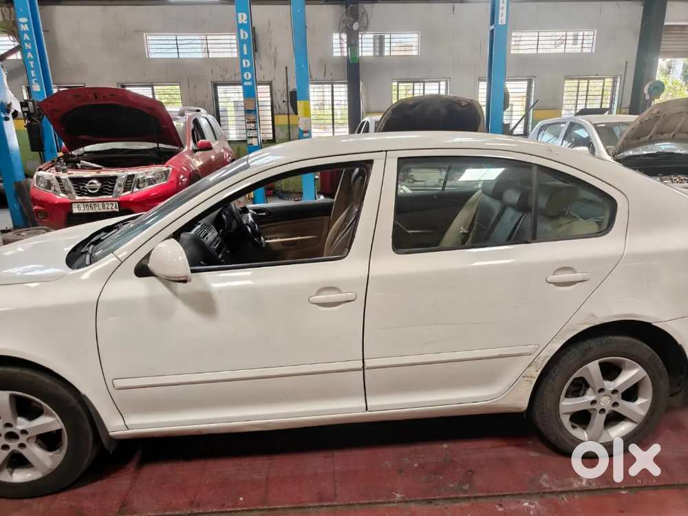 Skoda Laura Elegance 2011 Diesel