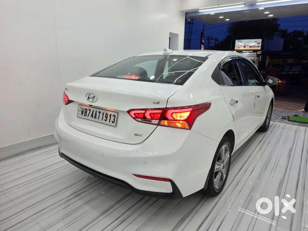 Hyundai Verna 1.6 Sx (o) Vtvt, 2018, Petrol