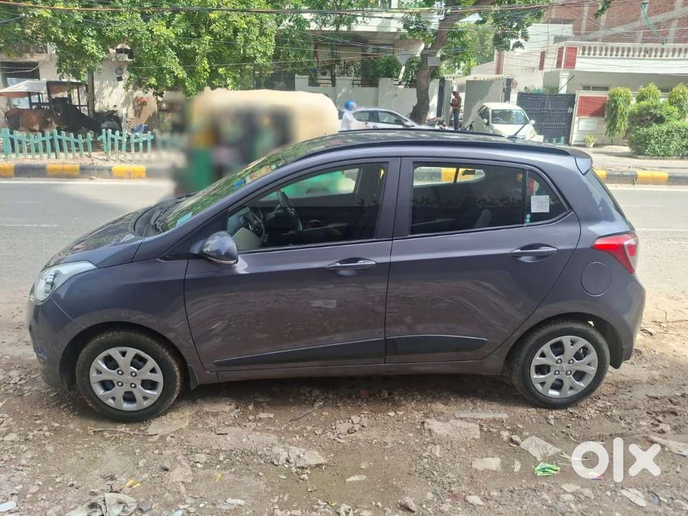 Hyundai Grand I10 Sportz, 2017, Petrol
